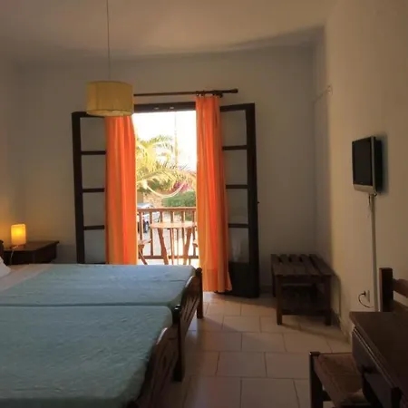 Ξενοδοχείο με διαμερίσματα Sunrise Paros Νάουσα