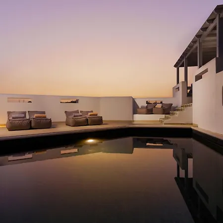 Sunrise Paros מלון דירות נאוסה