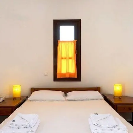 מלון דירות Sunrise Paros נאוסה