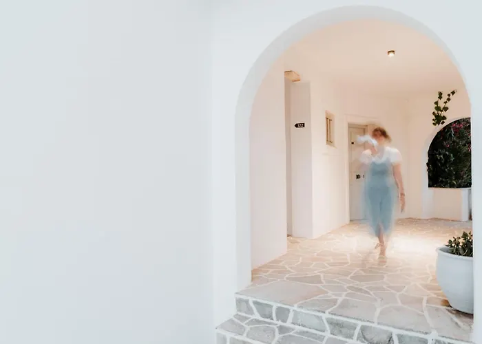 Sunrise Paros ناوسا